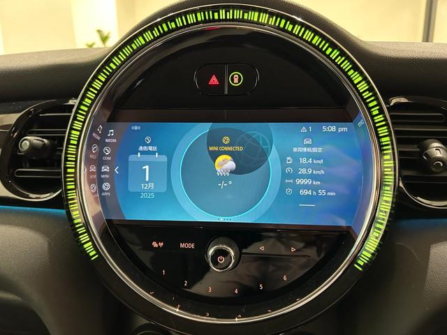 ＭＩＮＩ クーパーＤ　クラシック・トリム　【正規認定中古車】【全国正規ディーラー保証付／２年・走行距離無制限】ＡｐｐｌｅＣａｒＰｌａｙ　バックカメラ　ハーフレザーシート　センターアームレスト　アクティブクルーズコントロールアンビエントライト（21枚目）