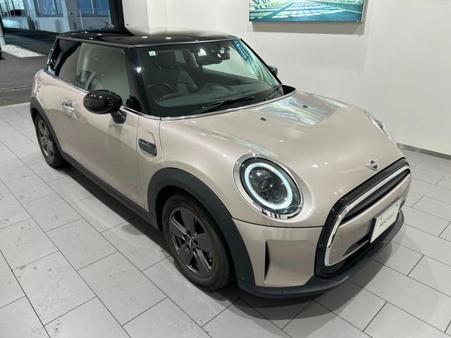 ＭＩＮＩ クーパーＤ　クラシック・トリム　【正規認定中古車】【全国正規ディーラー保証付／２年・走行距離無制限】ＡｐｐｌｅＣａｒＰｌａｙ　バックカメラ　ハーフレザーシート　センターアームレスト　アクティブクルーズコントロールアンビエントライト（39枚目）