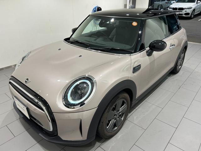 ＭＩＮＩ クーパーＤ　クラシック・トリム　【正規認定中古車】【全国正規ディーラー保証付／２年・走行距離無制限】ＡｐｐｌｅＣａｒＰｌａｙ　バックカメラ　ハーフレザーシート　センターアームレスト　アクティブクルーズコントロールアンビエントライト（41枚目）