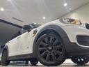 ＭＩＮＩ クーパーＤ　クロスオーバー　オール４　弊社下取り　禁煙車　１オーナー　電動トランク　前車追従クルーズコントロール　前後センサー　パーキングアシスト　衝突軽減ブレーキ　シートヒーター　アイドリングストップ　１８インチアルミホイール（4枚目）