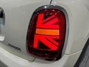 時を経ても深い魅力を放ち続けるMINI。より快適にお乗り頂くために、3つのサポートプログラムをご用意しております。※認定中古車保証は登録日より最長4年間まで延長が可能です。