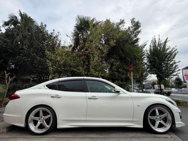 フーガ 370VIP IMPULエアロ/WorkグノーシスGR3-SR21inch/Blitz車高調/革/Bluetooth/デジタルインナーミラー/エアシート/マフラー(11枚目)