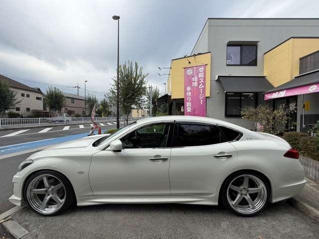 フーガ 370VIP IMPULエアロ/WorkグノーシスGR3-SR21inch/Blitz車高調/革/Bluetooth/デジタルインナーミラー/エアシート/マフラー(13枚目)