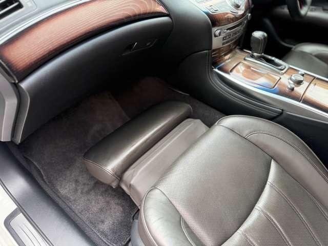 フーガ 370VIP IMPULエアロ/WorkグノーシスGR3-SR21inch/Blitz車高調/革/Bluetooth/デジタルインナーミラー/エアシート/マフラー(47枚目)