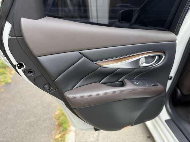 フーガ 370VIP IMPULエアロ/WorkグノーシスGR3-SR21inch/Blitz車高調/革/Bluetooth/デジタルインナーミラー/エアシート/マフラー(55枚目)