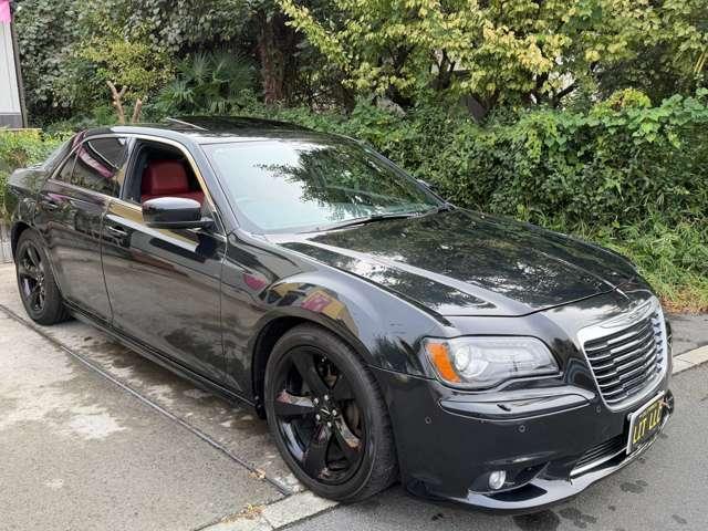 クライスラー・300 300S ダブルサンルーフ/アルパイン/ナビ/Pシート/クルコン/赤革/パドルシフト/ZF8速AT/アイバッハプロキット新品取付(4枚目)