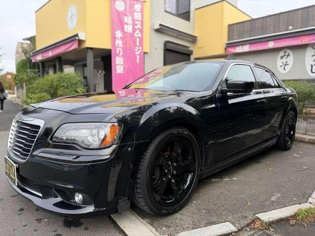 クライスラー・300 300S ダブルサンルーフ/アルパイン/ナビ/Pシート/クルコン/赤革/パドルシフト/ZF8速AT/アイバッハプロキット新品取付(6枚目)