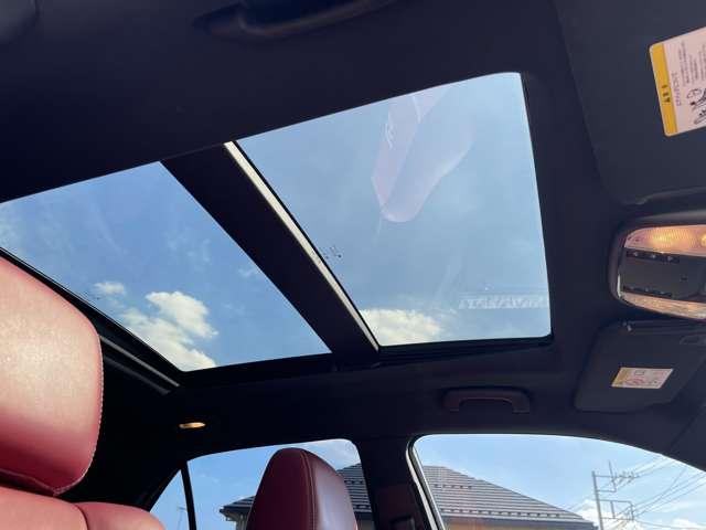 クライスラー・300 300S ダブルサンルーフ/アルパイン/ナビ/Pシート/クルコン/赤革/パドルシフト/ZF8速AT/アイバッハプロキット新品取付(9枚目)