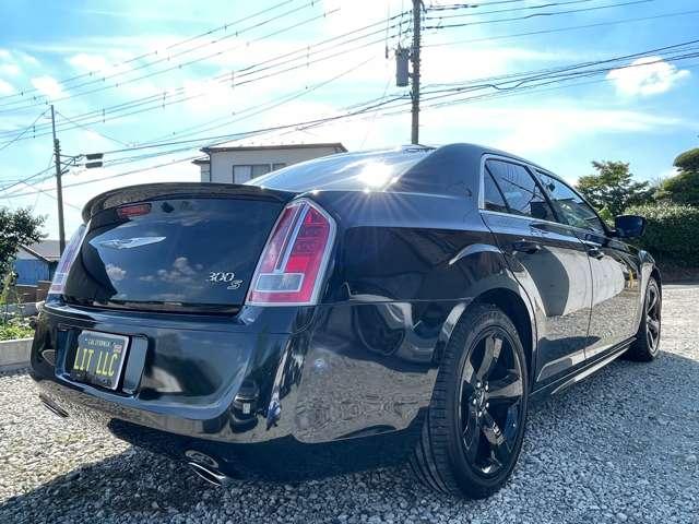 クライスラー・300 300S ダブルサンルーフ/アルパイン/ナビ/Pシート/クルコン/赤革/パドルシフト/ZF8速AT/アイバッハプロキット新品取付(46枚目)