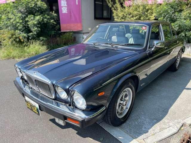 デイムラー ダブルシックス(3枚目)