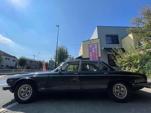 デイムラー ダブルシックス(5枚目)