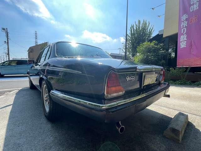 デイムラー ダブルシックス(6枚目)