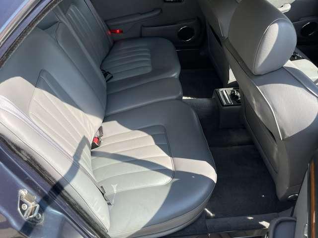 デイムラー ダブルシックス(23枚目)