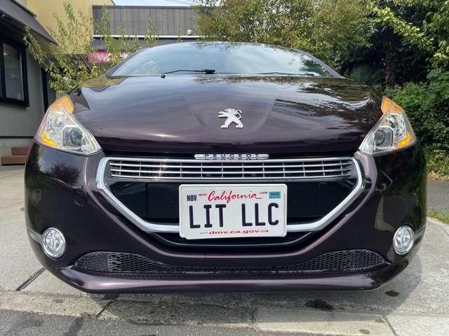 208 XY 専用ボディカラーパープルナイト/パノラミックガラスルーフ/専用17inchアルミ/ターボ/6速マニュアル(5枚目)