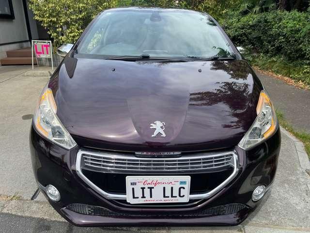 208 XY 専用ボディカラーパープルナイト/パノラミックガラスルーフ/専用17inchアルミ/ターボ/6速マニュアル(6枚目)