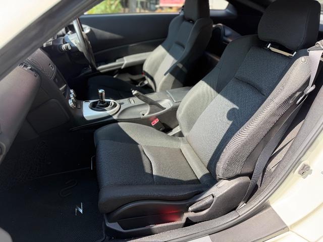 フェアレディＺ ベースグレード　６ＭＴ／社外エアロ／車高調／マフラー（23枚目）