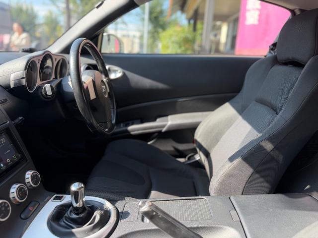 フェアレディＺ ベースグレード　６ＭＴ／社外エアロ／車高調／マフラー（25枚目）