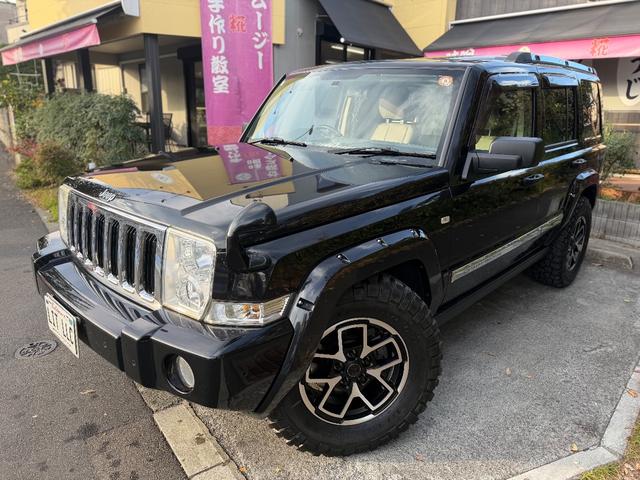 ジープ・コマンダー リミテッド4.7 サンルーフ/革/ナビ/Bカメ/ETC/フローマスター40(ノーマル有)/ルビコンホイール&タイヤ(ノーマル有)(4枚目)