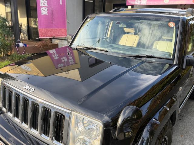 ジープ・コマンダー リミテッド4.7 サンルーフ/革/ナビ/Bカメ/ETC/フローマスター40(ノーマル有)/ルビコンホイール&タイヤ(ノーマル有)(11枚目)