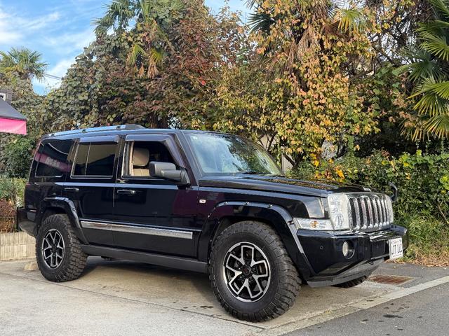 ジープ・コマンダー リミテッド4.7 サンルーフ/革/ナビ/Bカメ/ETC/フローマスター40(ノーマル有)/ルビコンホイール&タイヤ(ノーマル有)(19枚目)