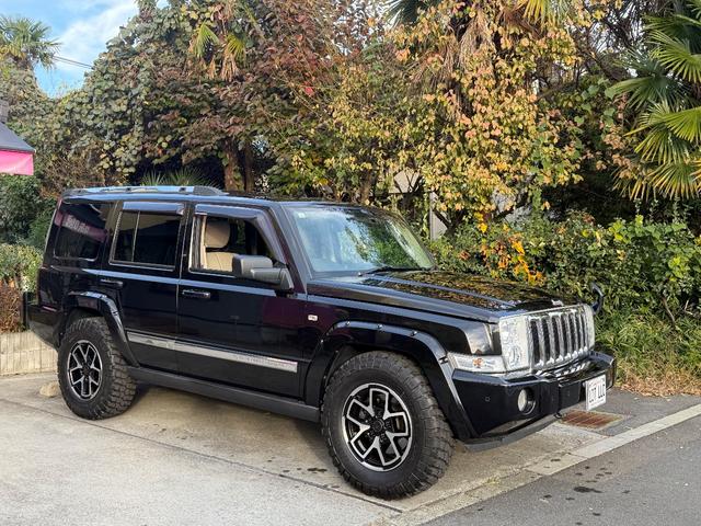 ジープ・コマンダー リミテッド4.7 サンルーフ/革/ナビ/Bカメ/ETC/フローマスター40(ノーマル有)/ルビコンホイール&タイヤ(ノーマル有)(20枚目)