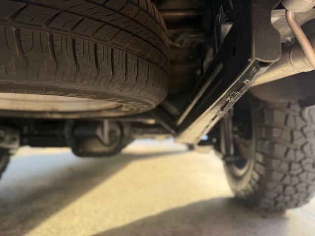 ジープ・コマンダー リミテッド4.7 サンルーフ/革/ナビ/Bカメ/ETC/フローマスター40(ノーマル有)/ルビコンホイール&タイヤ(ノーマル有)(49枚目)