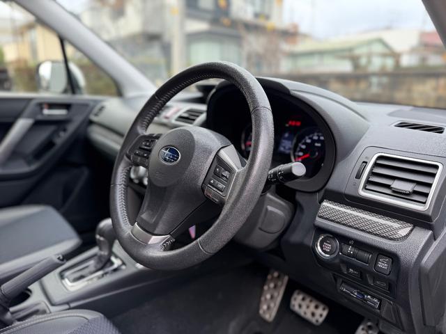 フォレスター ２．０ＸＴ　アイサイト　・走行距離　３７，０００ｋｍ台・修復歴なし・人気のパールカラー・アイサイト搭載・２．０Ｌターボエンジン・ＡＷＤ（四輪駆動）・純正ナビ／バックカメラ・パワーシート・スマートキー／ＥＴＣ（32枚目）