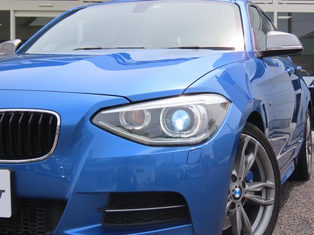 １シリーズ Ｍ１３５ｉ　直６ターボ　車検２年付　黒革　パワーシート　シートヒーター　ナビ　バックカメラ　ＰＴＳ　ＣＤ／ＤＶＤ　Ｂｌｕｅｔｏｏｔｈ　バイキセノン　オートライト　コンフォートアクセス　１８ＡＷ（17枚目）