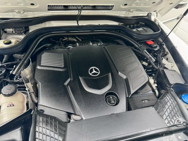 Ｇクラス Ｇ３５０ｄ　ＡＭＧライン　ラグジュアリーＰ　アダプティブダンピングサス　ＳＲ　Ｇ６３タイプグリル　サウンドマフラー　黒革　全席シートヒータ－　ナビ　ＴＶ　全周Ｃ　ＰＴＳ　ブルメスター　ＡＣＣ　ＬＥＤライト　２０インチＡＷ　禁煙（20枚目）