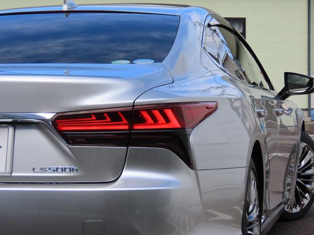 LS LS500h エグゼクティブ 後期 銀影ラスター プラチナ箔インテリア SR マクレビ 黒革 リヤエンター ナビ TV 全周カメ カープレイ LSS+ ACC ヒーター&ベンチレーター Dインナーミラー 三眼LEDライト 20AW(18枚目)