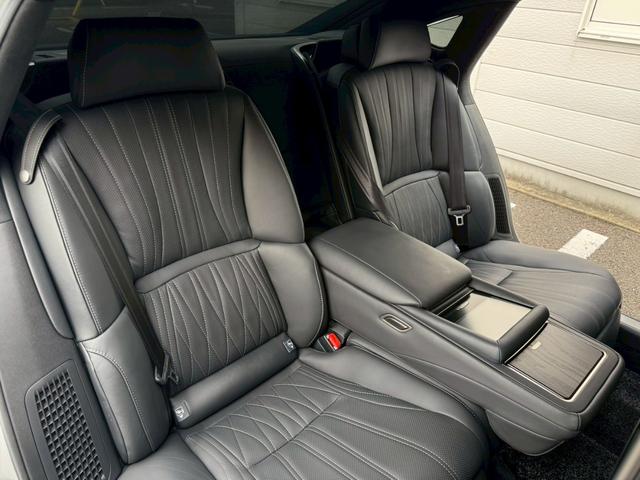 LS LS500h エグゼクティブ 後期 銀影ラスター プラチナ箔インテリア SR マクレビ 黒革 リヤエンター ナビ TV 全周カメ カープレイ LSS+ ACC ヒーター&ベンチレーター Dインナーミラー 三眼LEDライト 20AW(36枚目)