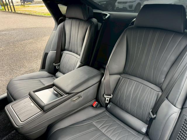LS LS500h エグゼクティブ 後期 銀影ラスター プラチナ箔インテリア SR マクレビ 黒革 リヤエンター ナビ TV 全周カメ カープレイ LSS+ ACC ヒーター&ベンチレーター Dインナーミラー 三眼LEDライト 20AW(39枚目)