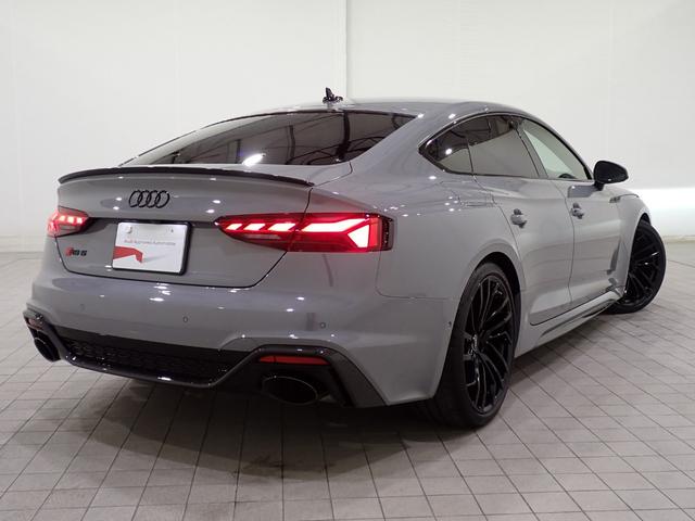 AUDI RS5 SPORTBACK BASE GRADE