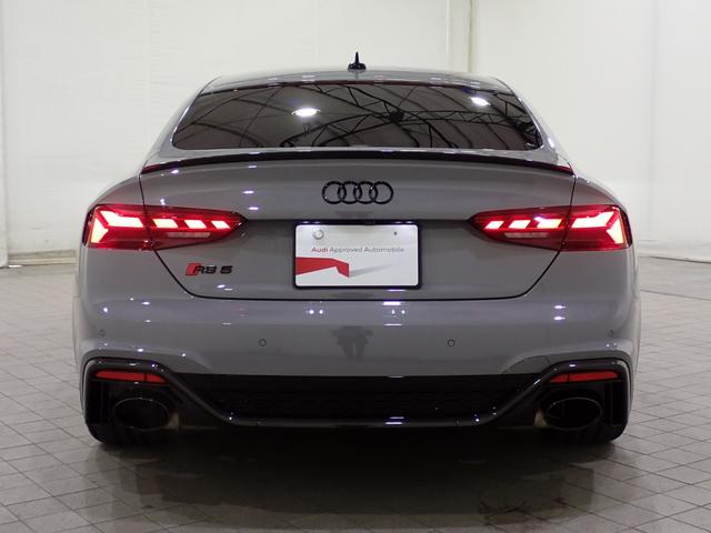 AUDI RS5 SPORTBACK BASE GRADE