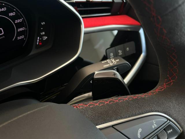 RS Q3 スポーツバック ベースグレード 認定中古車/RSスポーツエギゾースト/RSダンピングコントロールサスペンション/RSデザインパッケージ赤/キャリパーレッド/SONOSサウンドシステム/オプション21AW/マトリクスLED(50枚目)