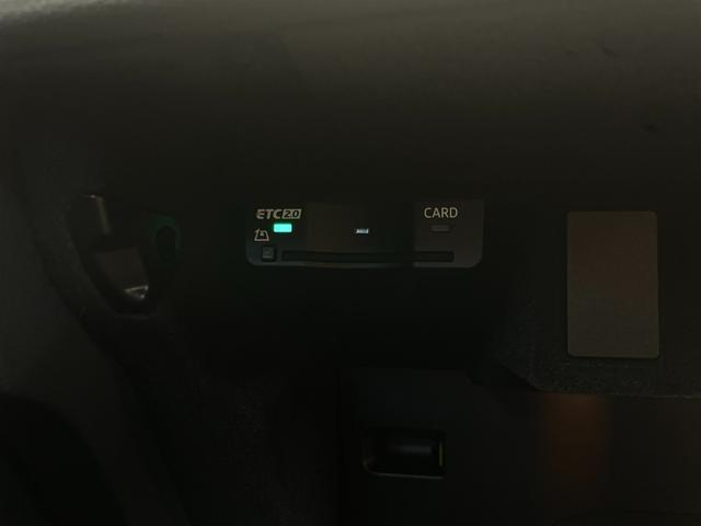 RS Q3 スポーツバック ベースグレード 認定中古車/RSスポーツエギゾースト/RSダンピングコントロールサスペンション/RSデザインパッケージ赤/キャリパーレッド/SONOSサウンドシステム/オプション21AW/マトリクスLED(65枚目)