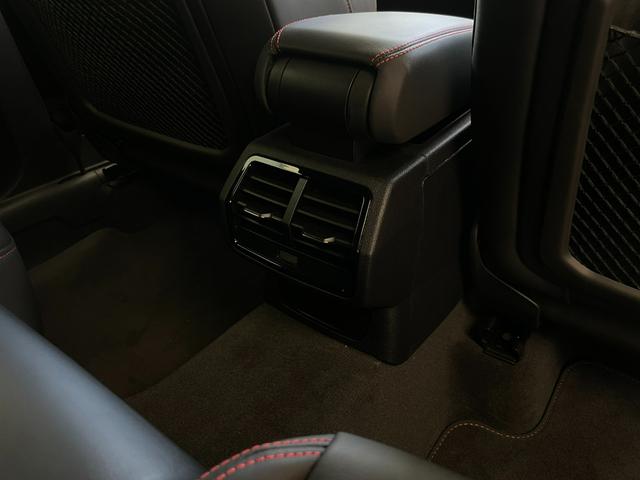 RS Q3 スポーツバック ベースグレード 認定中古車/RSスポーツエギゾースト/RSダンピングコントロールサスペンション/RSデザインパッケージ赤/キャリパーレッド/SONOSサウンドシステム/オプション21AW/マトリクスLED(69枚目)