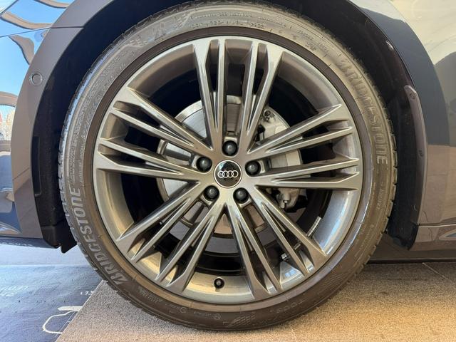 A7スポーツバック 40TDIクワトロ Sラインパッケージ 認定中古車/テクノロジーパッケージ/パワークロージングドア/4ゾーンエアコン/HDマトリクスLEDヘッドライト/サラウンドビューカメラ/シートヒーター/Applecarplay・AndroidAuto(10枚目)