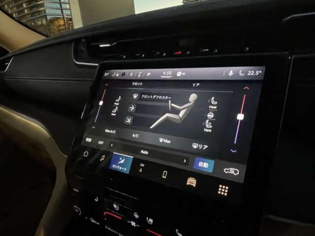 ジープ・グランドチェロキーＬ リミテッド　４ＷＤ　１オーナー　ベージュレザー　ＬＥＤヘッド　ＡＣＣ　ルーフレール　本革　アイドリングストップ　コーナーセンサー　車線逸脱警報　バックカメラ　ワンオーナー　ＬＥＤライト　ナビＴＶ　３列シート　禁煙（21枚目）