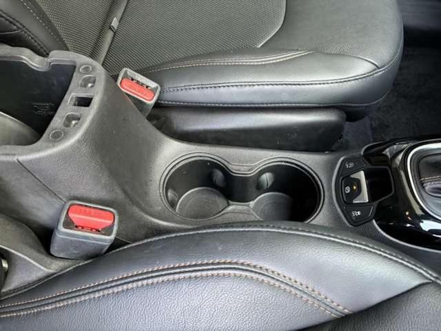 ジープ・コンパス リミテッド　４ＷＤ　パワステ　オートエアコン　盗難防止システム　ＥＴＣ搭載　スマキー　横滑り防止装置　４×４　ＡＷ　Ｐシート　禁煙　パーキングアシスト　本革　メモリーナビ　キーレス　記録簿　ヒーター　ルーフレール（23枚目）