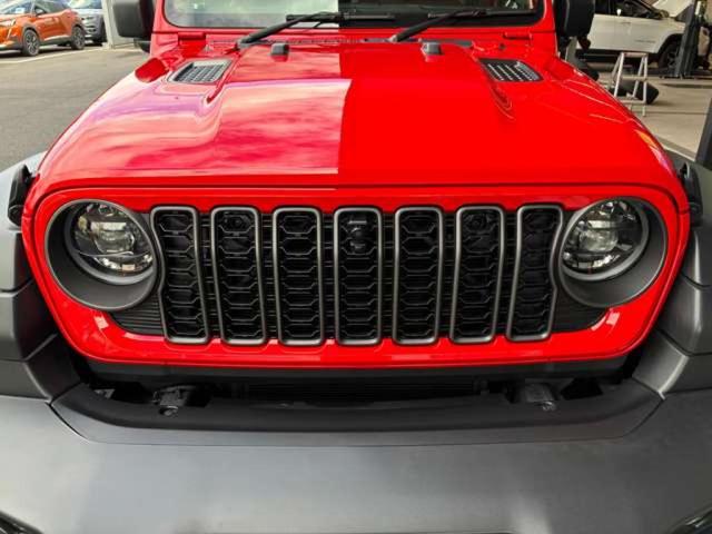 ジープ・ラングラーアンリミテッド スポーツ 4WD 認定中古車 4WD ETC 純正サイドステップ サイドカメラ バックカメラ フロントカメラ 衝突被害軽減システム パーキングセンサー Aライト オートクルーズコントロール オートエアコン(20枚目)