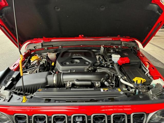 ジープ・ラングラーアンリミテッド スポーツ 4WD 認定中古車 4WD ETC 純正サイドステップ サイドカメラ バックカメラ フロントカメラ 衝突被害軽減システム パーキングセンサー Aライト オートクルーズコントロール オートエアコン(21枚目)