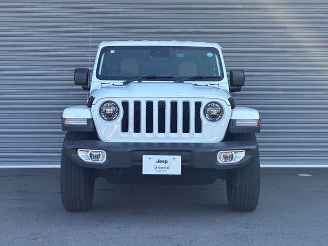 ジープ・ラングラーアンリミテッド サハラ 4WD 認定中古車 ワンオーナー 黒革シート 4WD 純正ナビテレビ付き ワンオーナー フロント・リア・サイドカメラ搭載 シートヒーター ステップ標準 アルパインスピーカー(2枚目)