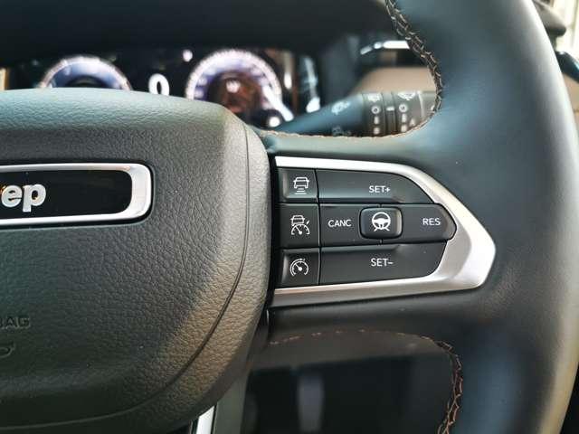 ジープ・コマンダー リミテッドテクノグリーン サンルーフ 限定100台 登録済未使用車 4WD ディーゼルターボ CarPlay AppleMusic LEDヘッドライト 純正ナビ10.1インチ ナビ 3列レザーシート 7人乗り 認定中古車(49枚目)