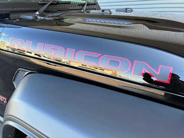 ジープ・ラングラーアンリミテッド ルビコン　登録済未使用車　黒革シート　４ＷＤ　純正ナビテレビ付き　ワンオーナー　フロント・リア・サイドカメラ搭載　シートヒーター　ステップ標準　アルパインスピーカー　認定中古車（23枚目）