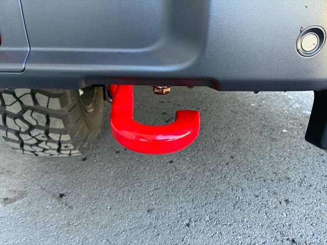 ジープ・ラングラーアンリミテッド ルビコン　登録済未使用車　黒革シート　４ＷＤ　純正ナビテレビ付き　ワンオーナー　フロント・リア・サイドカメラ搭載　シートヒーター　ステップ標準　アルパインスピーカー　認定中古車（31枚目）