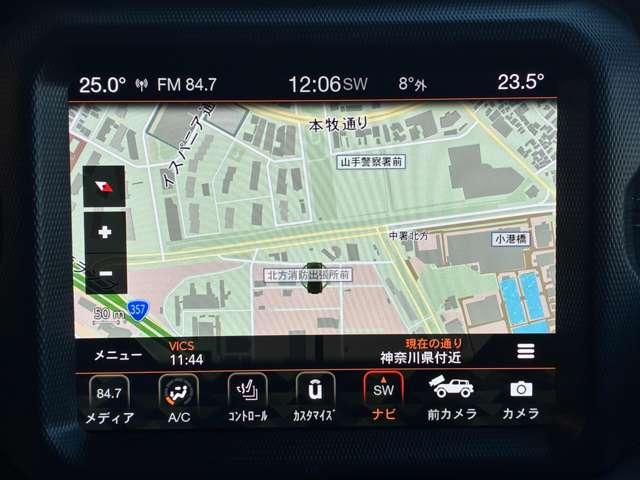 ジープ・ラングラーアンリミテッド サハラ　ワンオーナー　黒革シート　４ＷＤ　純正ナビテレビ付き　ワンオーナー　フロント・リア・サイドカメラ搭載　シートヒーター　ステップ標準　アルパインスピーカー　認定中古車（9枚目）