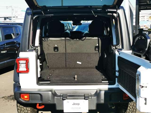 様々なシーンに合わせてシートアレンジができます。