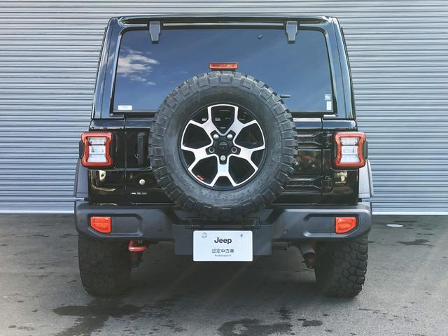 ジープ・ラングラーアンリミテッド ルビコン スカイワンタッチパワートップ パワートップ 黒革シート 4WD 純正ナビテレビ付き ワンオーナー フロント・リア・サイドカメラ搭載 シートヒーター ステップ標準 ETC2.0 アルパインスピーカー 認定中古車(9枚目)