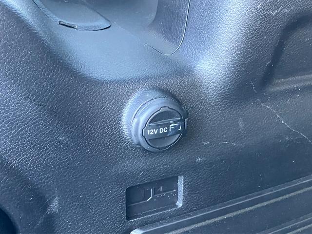 ジープ・ラングラーアンリミテッド ルビコン スカイワンタッチパワートップ パワートップ 黒革シート 4WD 純正ナビテレビ付き ワンオーナー フロント・リア・サイドカメラ搭載 シートヒーター ステップ標準 ETC2.0 アルパインスピーカー 認定中古車(51枚目)